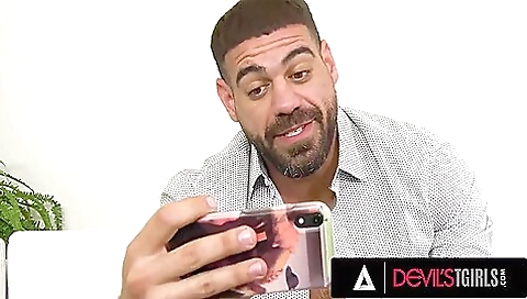 Brunette cunt lover in a sexy lingerie and big ass anal