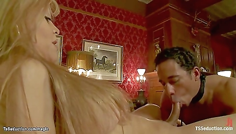 Latina babes in big asses 3d video with a deepthroat