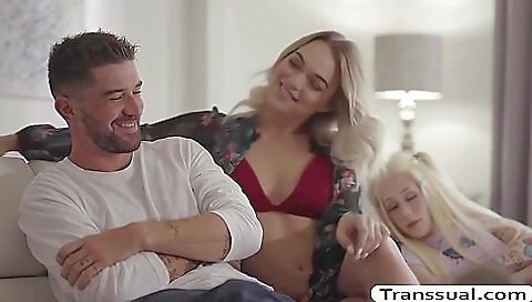 Blonde with perfect body gets fucked on top of the bed